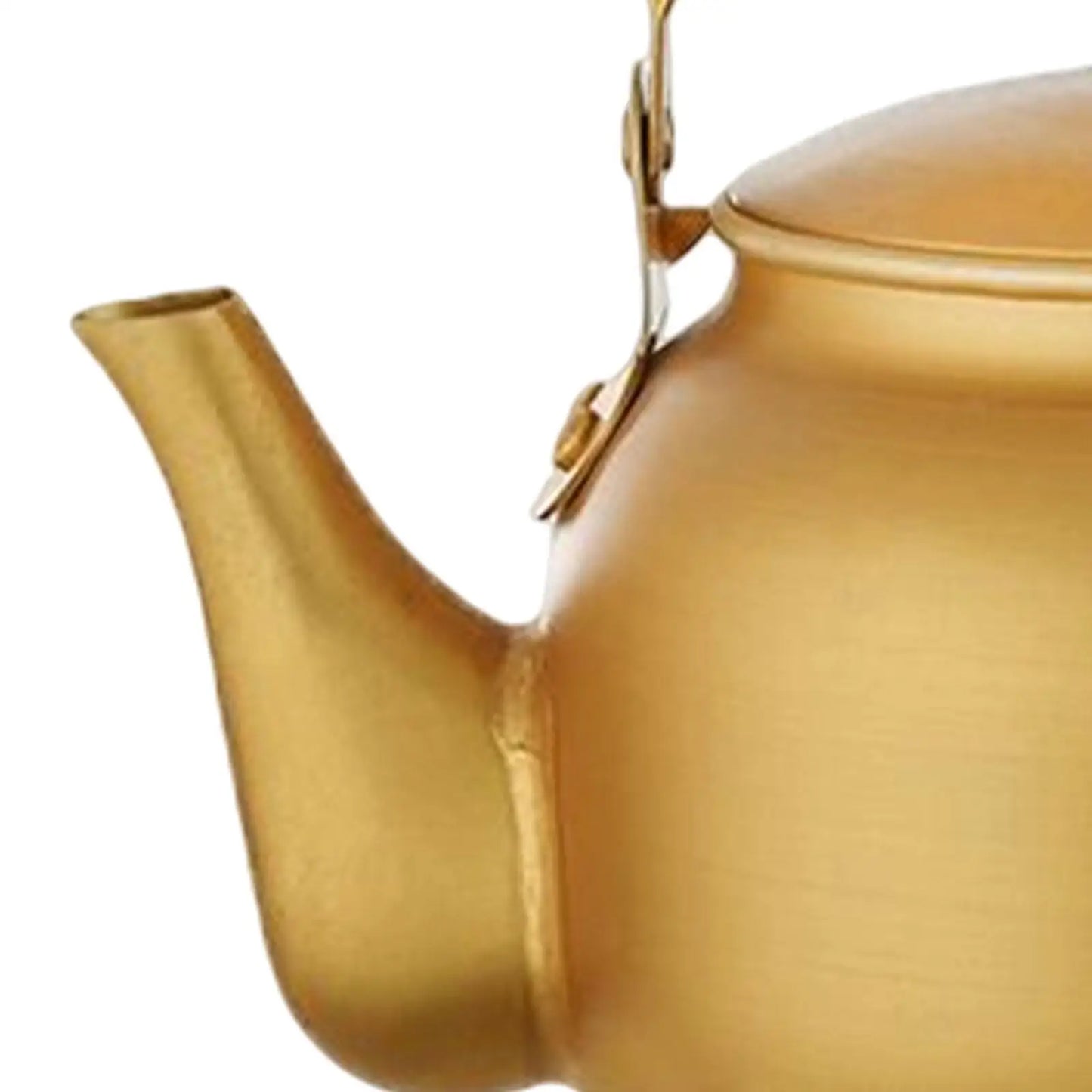 The Arabian Alu Kettle – A Touch of Gold for Your Tea Ritual