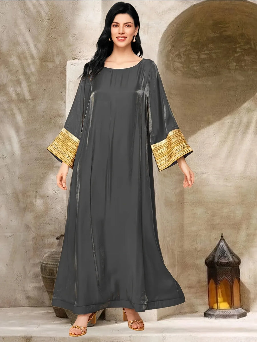 The Arab Long Robe – Saudi Elegance for the Muslim Woman in America
