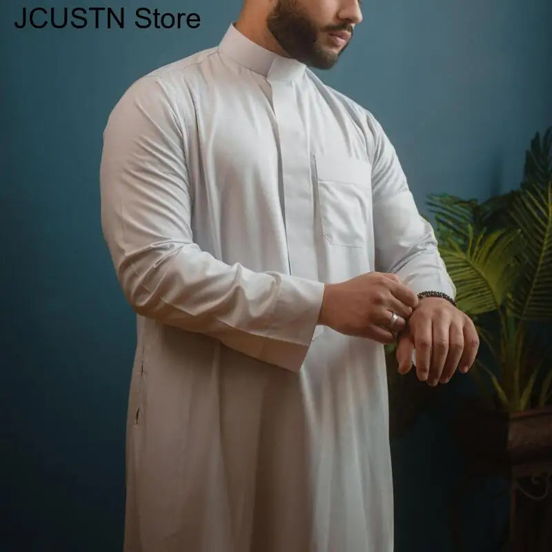 The Qatari Majlis – Men's Collared Long Robe with Pocket