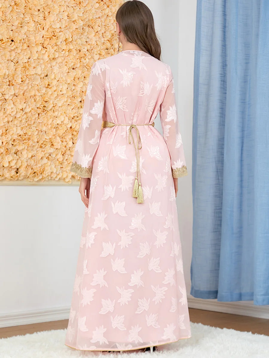 Dubai Luxury – The Ramadan Abaya for the American Muslim Woman
