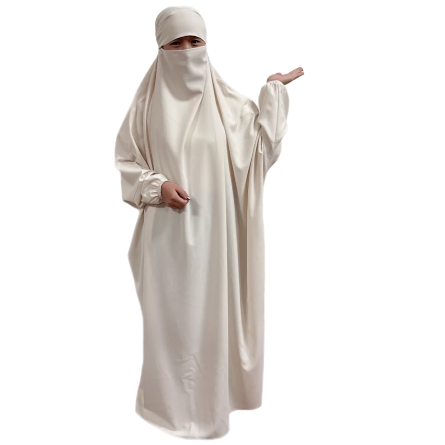 The Breathable Hijab & Abaya Set – Turkish Modesty for the Muslim Woman in America
