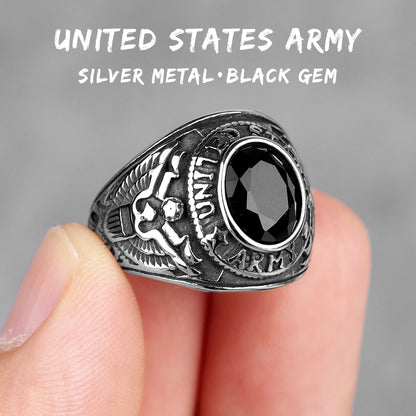 Stainless Steel Mens Rings Gold Silver Color Red Blue Rhinestone Simple Luxury for Male Boy Jewelry Creativity Gift Wholesale