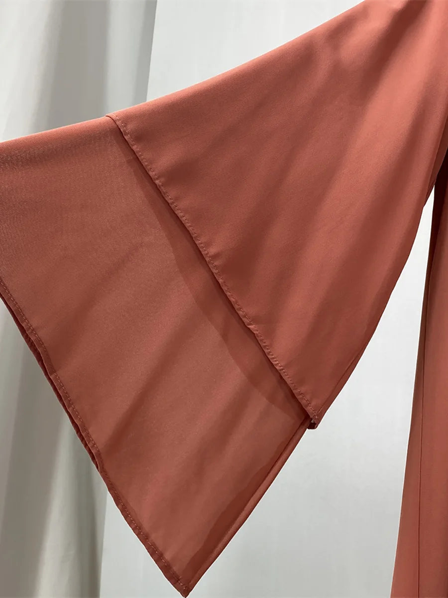 Ramadan Chiffon – The Open Abaya for the Muslim Woman in America