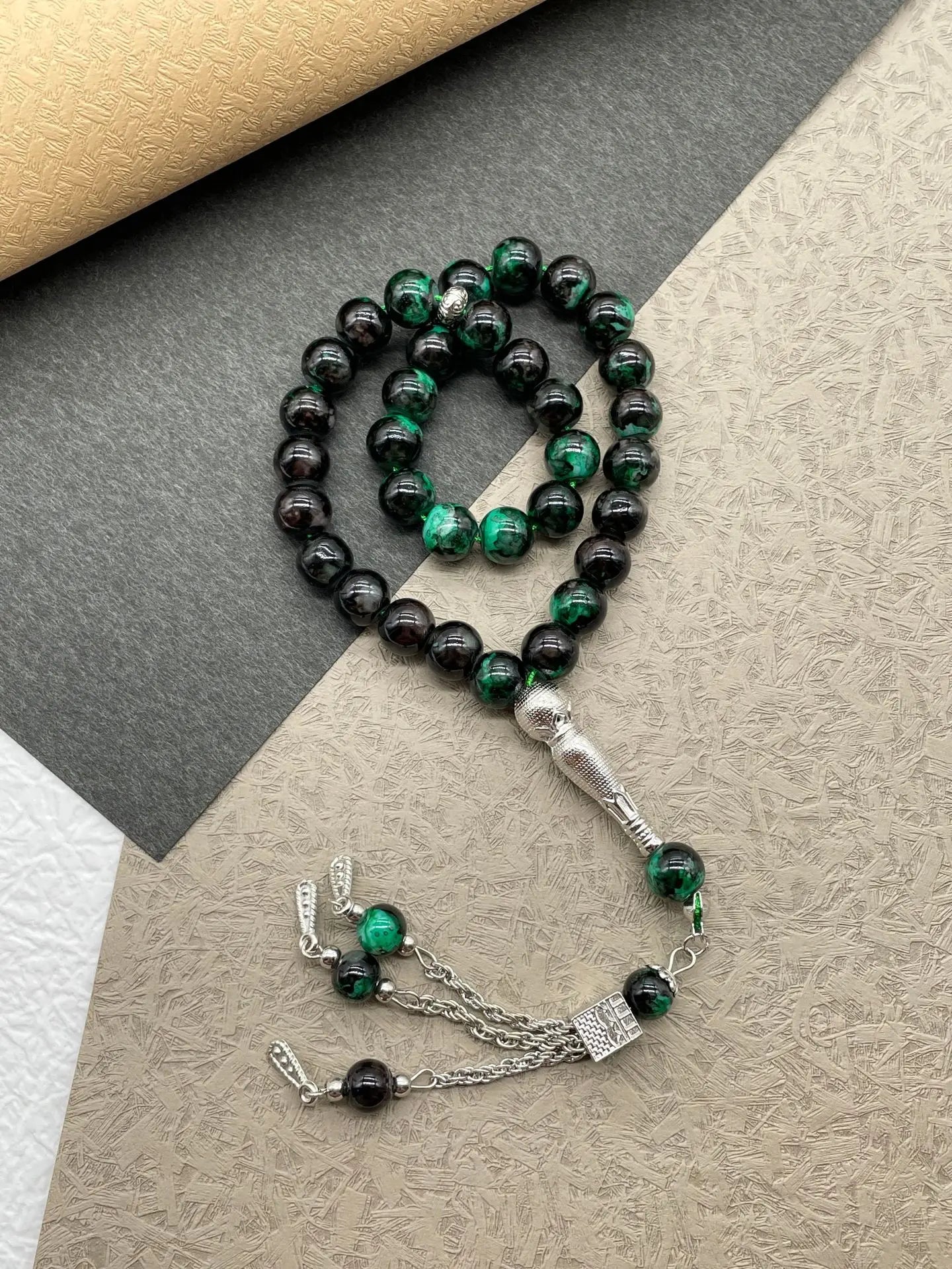 Muslim Prayer Beads for Men, 33pcs 10mm Beads with Kaaba Tassel, Ramadan Misbaha Tasbih Zikr Bracelet