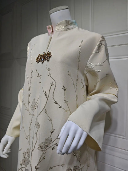 Gradient Grace – The Jacquard Homewear Kaftan for the Arab Woman in America