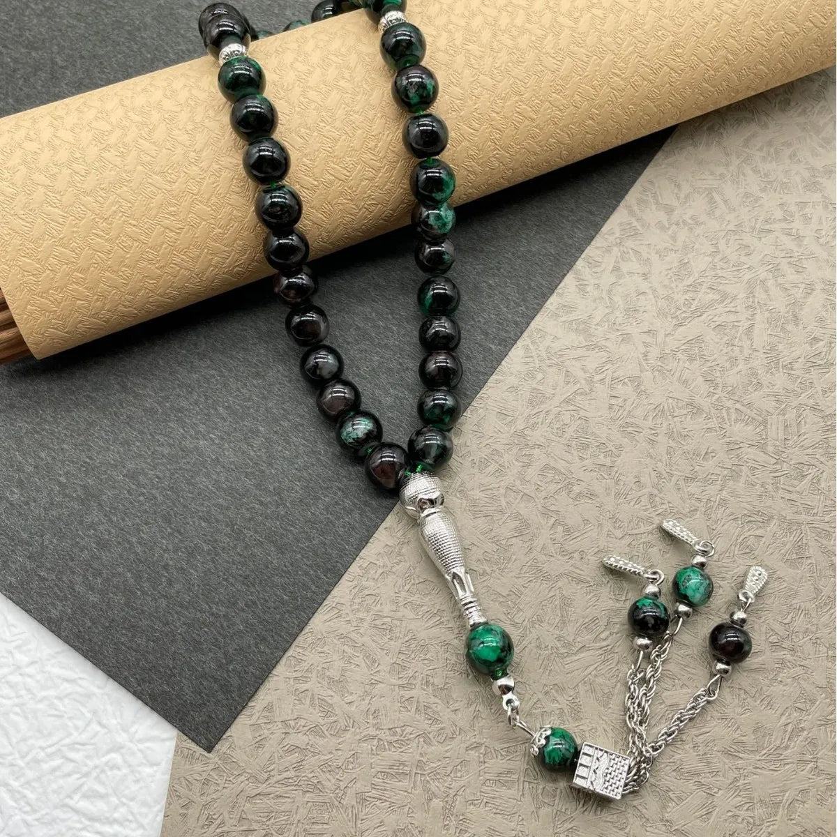 Muslim Prayer Beads for Men, 33pcs 10mm Beads with Kaaba Tassel, Ramadan Misbaha Tasbih Zikr Bracelet