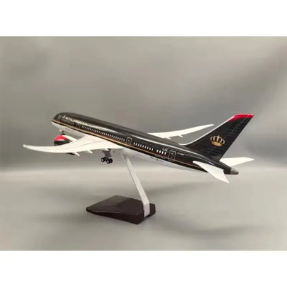 Royal Jordanian B787 Model 1:130 – Light & Wheel Diecast Resin Aircraft Display