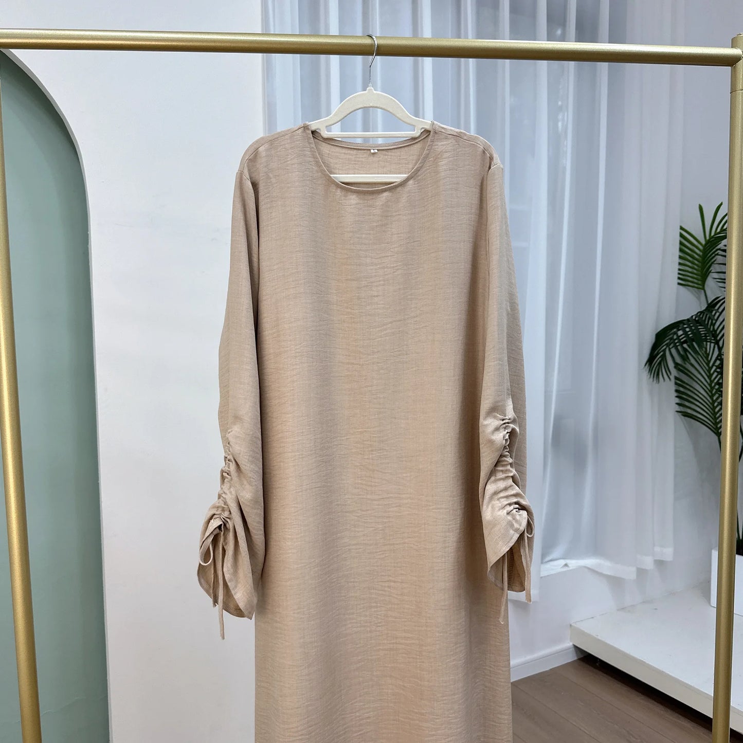 The Dubai Plain Abaya – Modest Elegance for Every Occasion