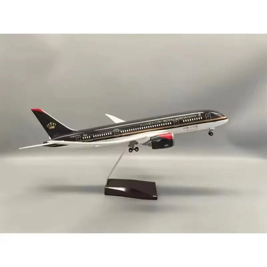 Royal Jordanian B787 Model 1:130 – Light & Wheel Diecast Resin Aircraft Display