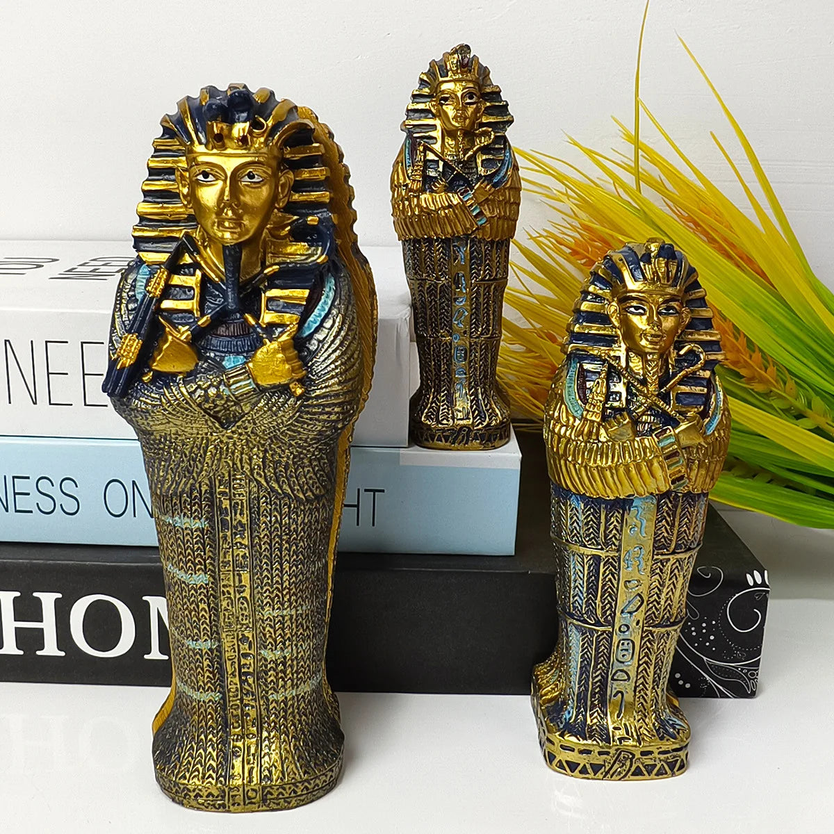 Tutankhamun Coffin & Mummy Ornament – Egyptian Pharaoh Handicraft Decor