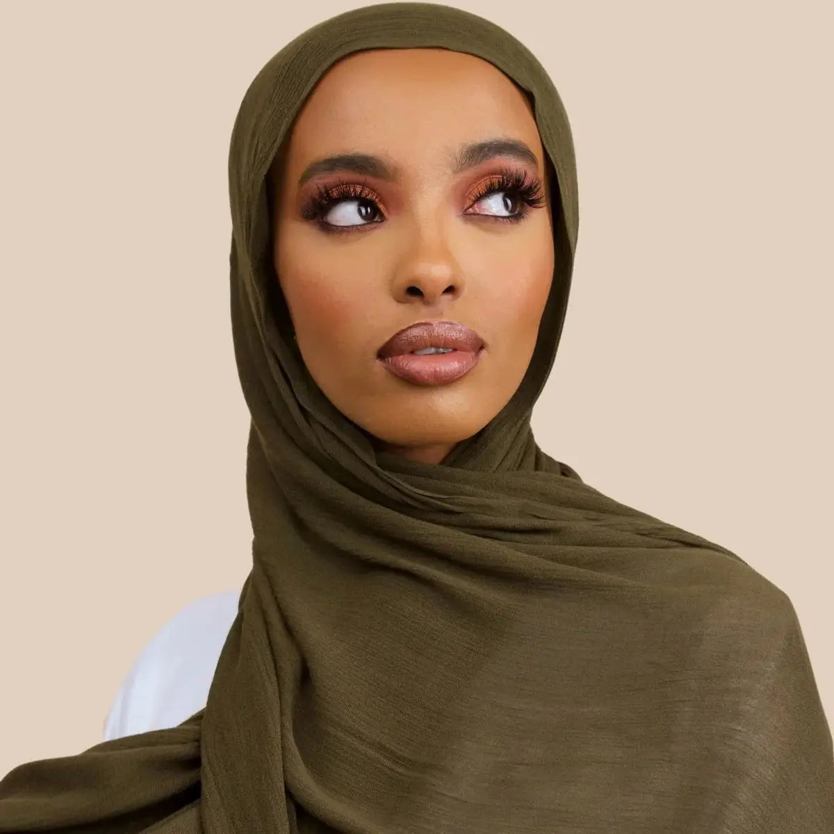 The Crinkle Rayon Hijab – Effortless Elegance, All-Day Comfort