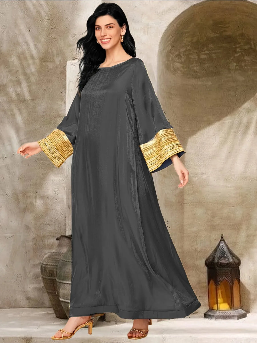 The Arab Long Robe – Saudi Elegance for the Muslim Woman in America