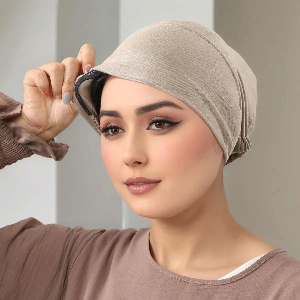 New Muslim Women Non-Slip Hijab Caps Undercap Solid Color Elastic Band Beanie Hat Adjustable Bonnet Hat Inner Cap Bandana Turban