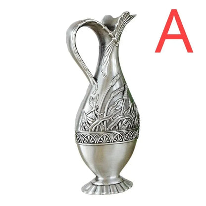 1Pcs Retro Style Flower Vase New Design Metal Brass Vases European Modern Hot Sale Flower Bottle Household Grow Flowers Supplies