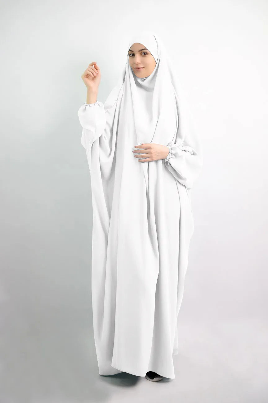 The Breathable Hijab & Abaya Set – Turkish Modesty for the Muslim Woman in America