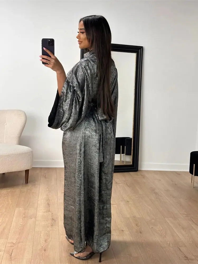 Satin & Silk – The Luxury Dubai Abaya for the American Muslim Woman