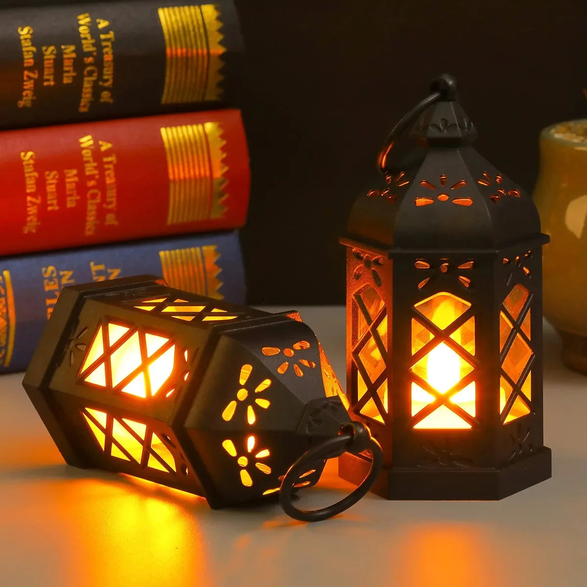 Retro Desktop Lamp Atmosphere Decoration Creative Gift Hexagonal Wind Candle Led Wind Lamp Portable Small Horse Lamp.