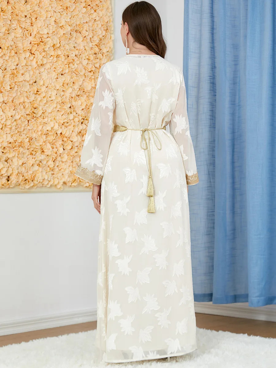 Dubai Luxury – The Ramadan Abaya for the American Muslim Woman