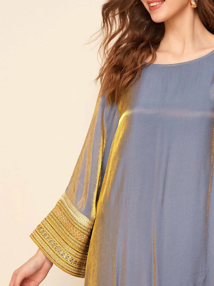 The Arab Long Robe – Saudi Elegance for the Muslim Woman in America