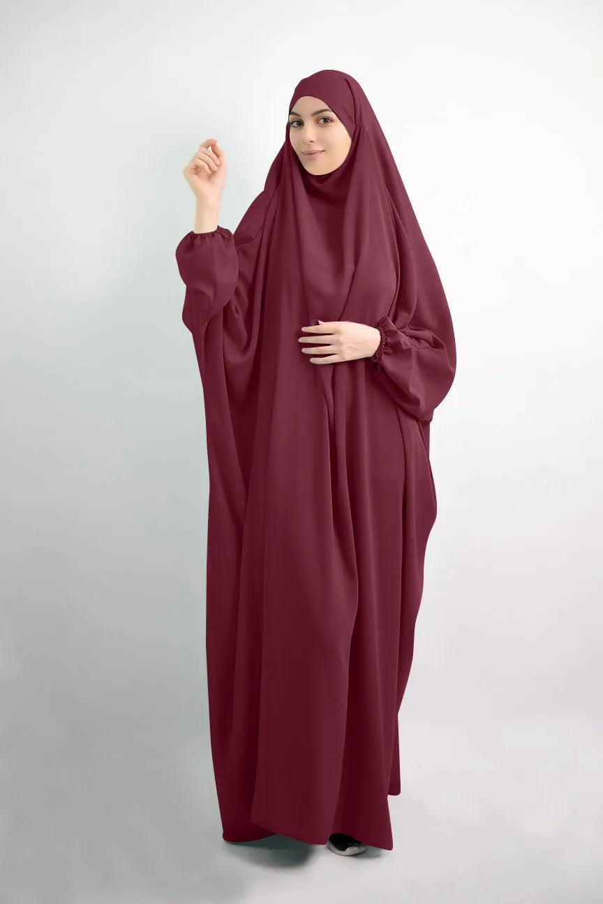 The Breathable Hijab & Abaya Set – Turkish Modesty for the Muslim Woman in America