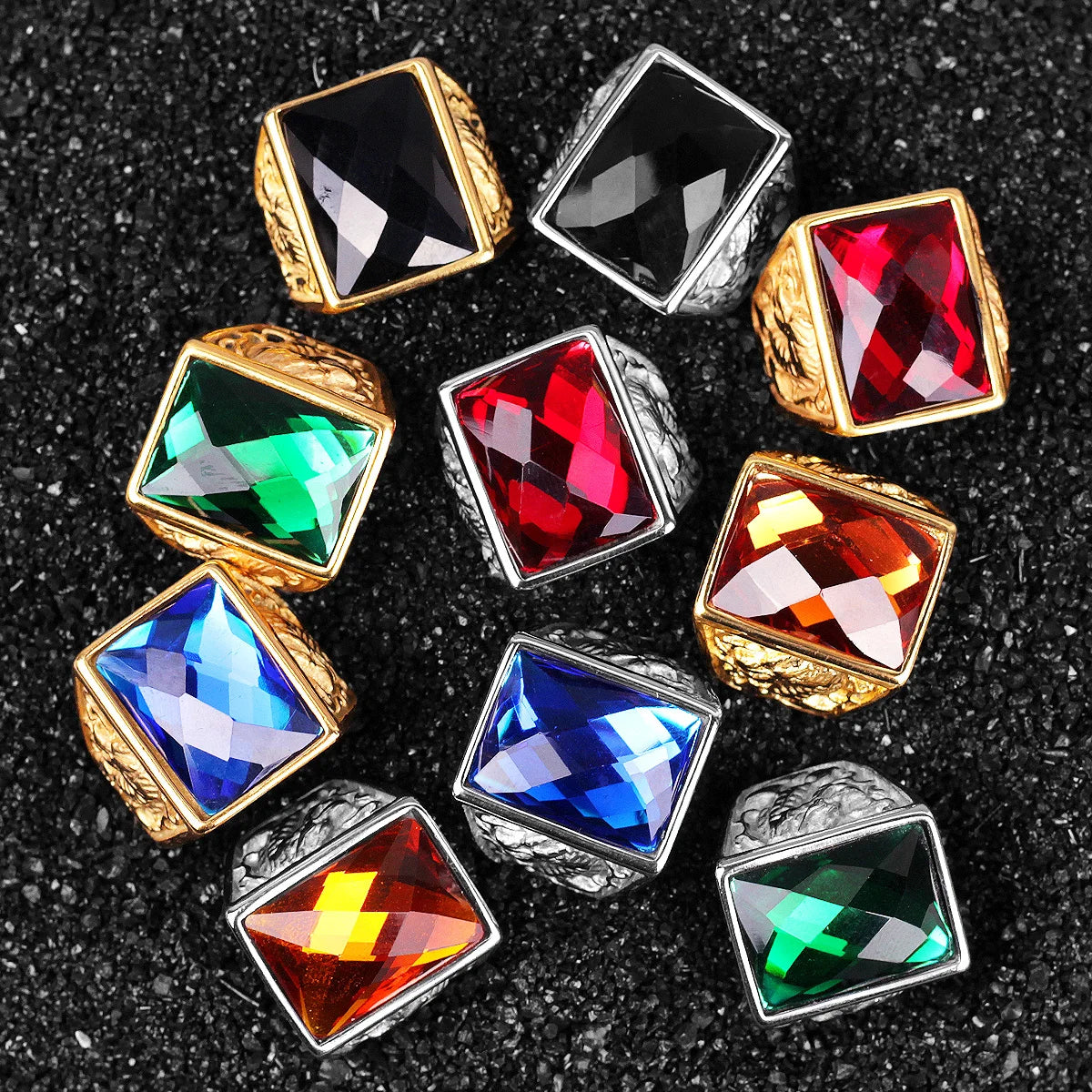 Stainless Steel Mens Rings Gold Silver Color Red Blue Rhinestone Simple Luxury for Male Boy Jewelry Creativity Gift Wholesale