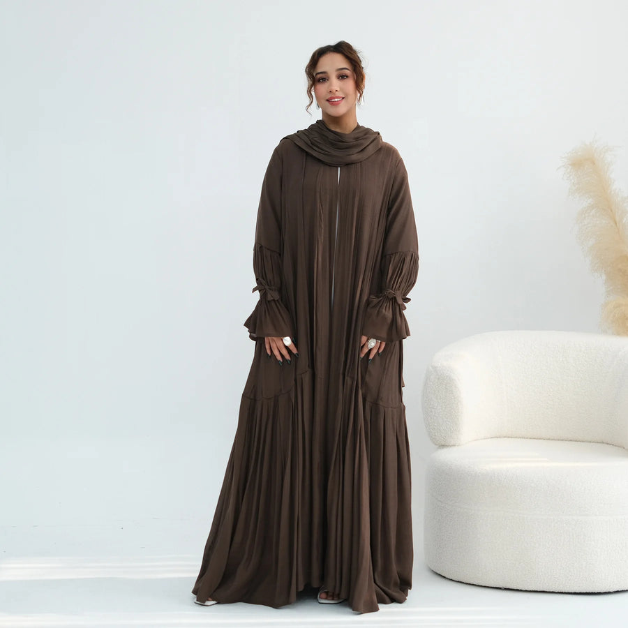 Eid in America – 2-Piece Abaya Scarf Set for the Muslim Woman