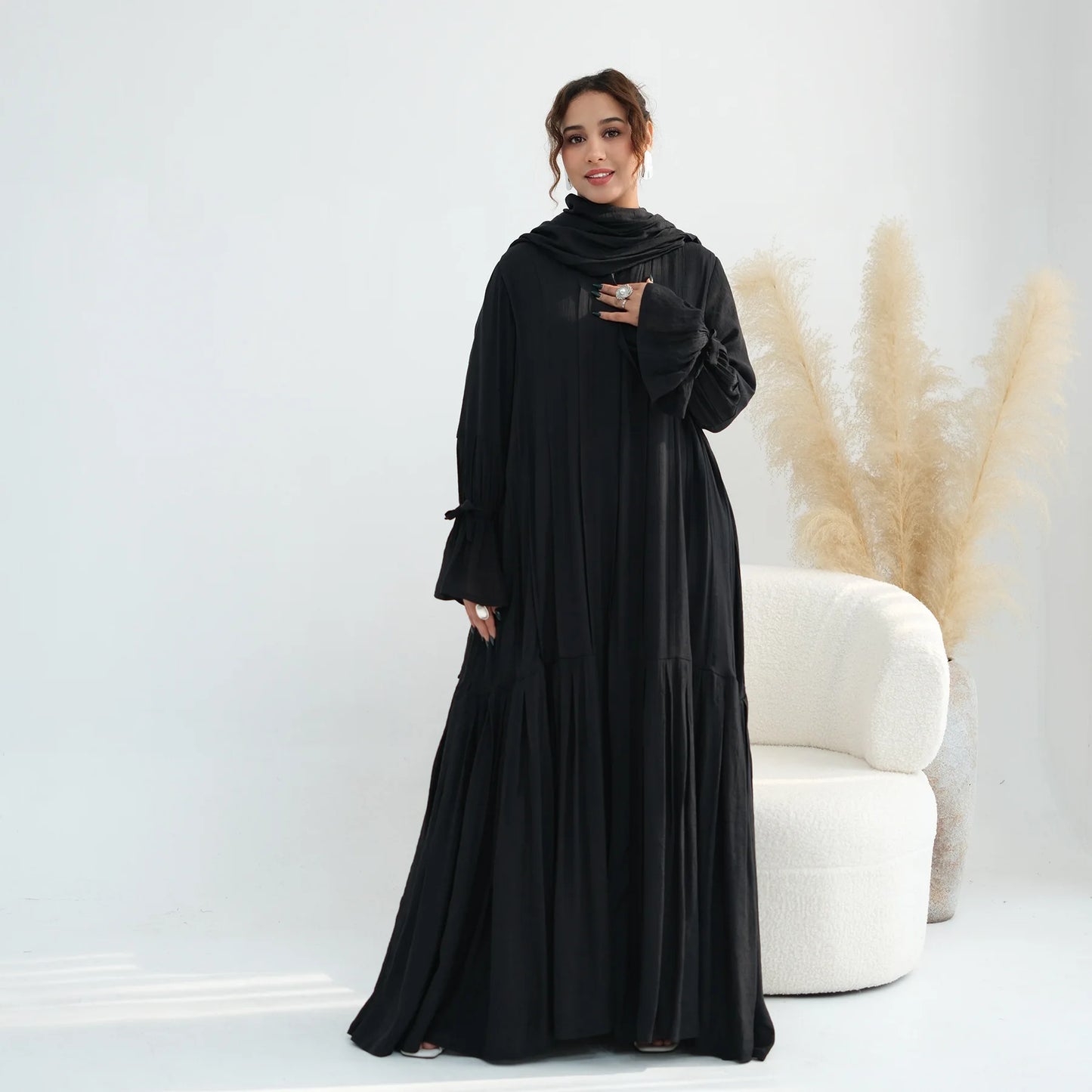 Eid in America – 2-Piece Abaya Scarf Set for the Muslim Woman