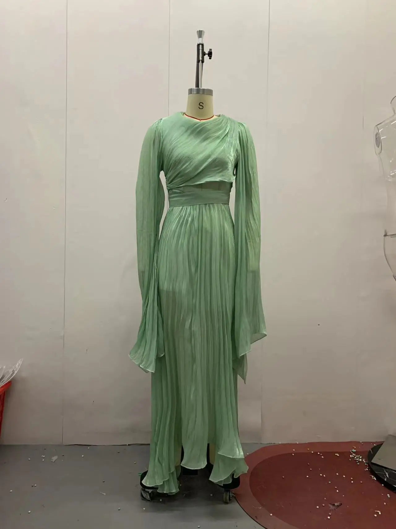 Eid Pleated – The Party Jalabiya for the Arab Woman in America