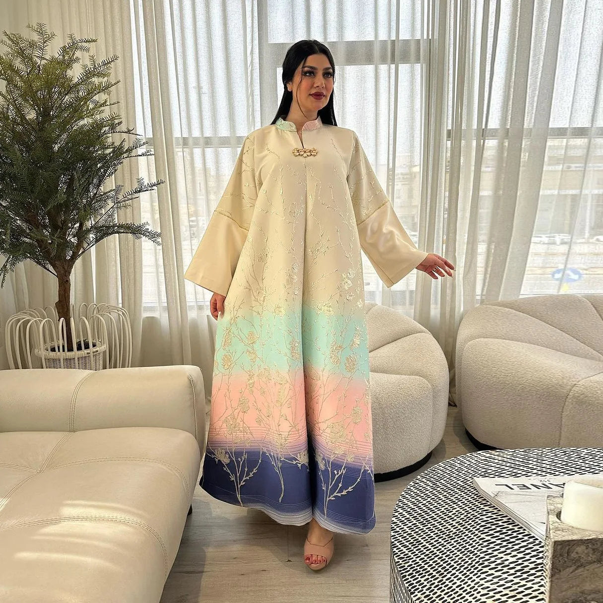 Gradient Grace – The Jacquard Homewear Kaftan for the Arab Woman in America
