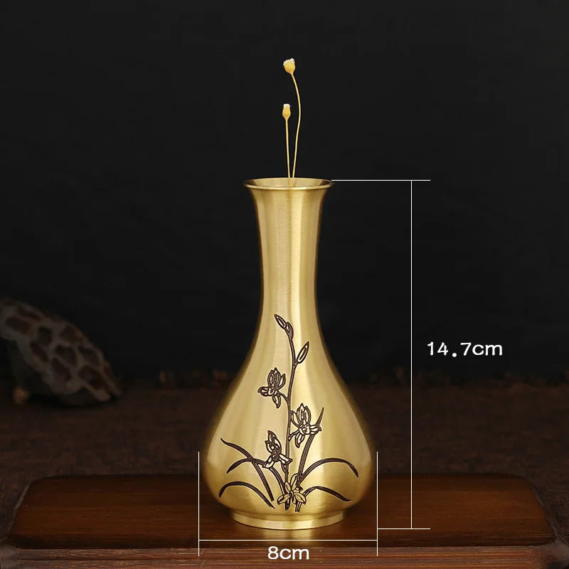 Engraved Gold Brass Vase – Metallic Centerpiece for Flowers & Home Decor