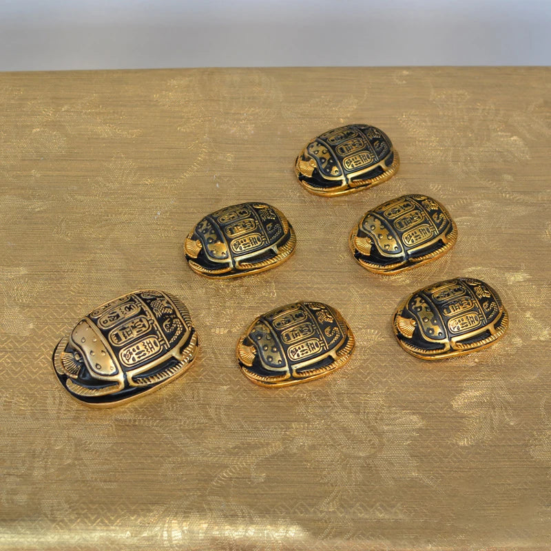 Scarab & Pyramid Resin Ornament – Creative Egyptian Desktop Decor & Souvenir Gift
