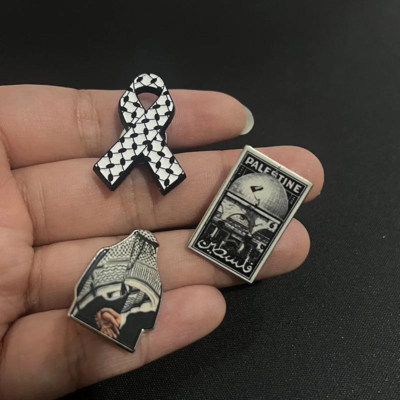 Stainless Steel Ribbon Tie Brooch Pins Keffiyeh Backpack Clothes Lapel Badge Charm Jewelry for Women Men