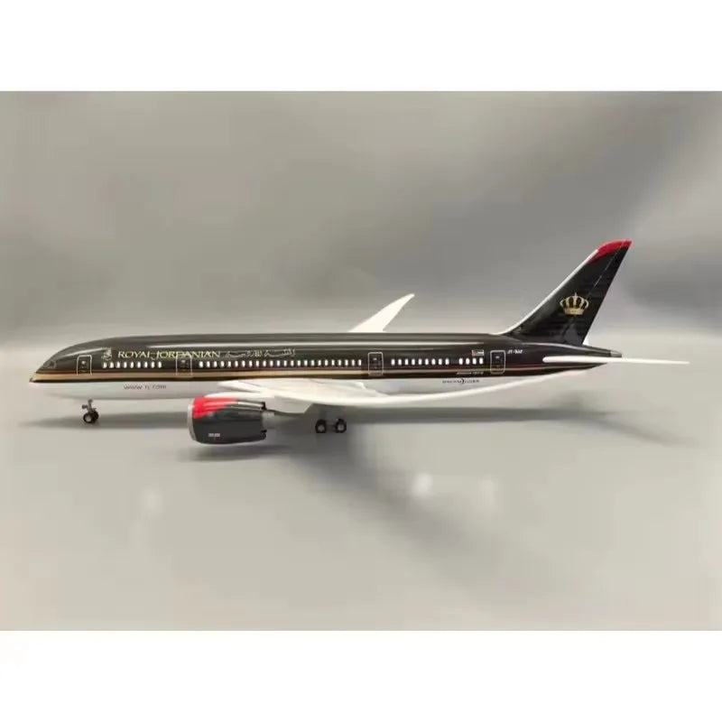 Royal Jordanian B787 Model 1:130 – Light & Wheel Diecast Resin Aircraft Display