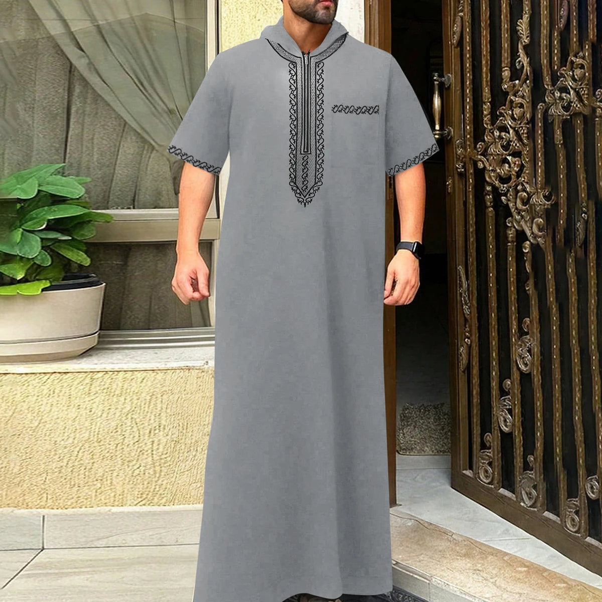 Short-sleeved, hooded, embroidered Muslim pocket Thobe, casual Arab style, traditional Gandoura prayer festival clothing for men
