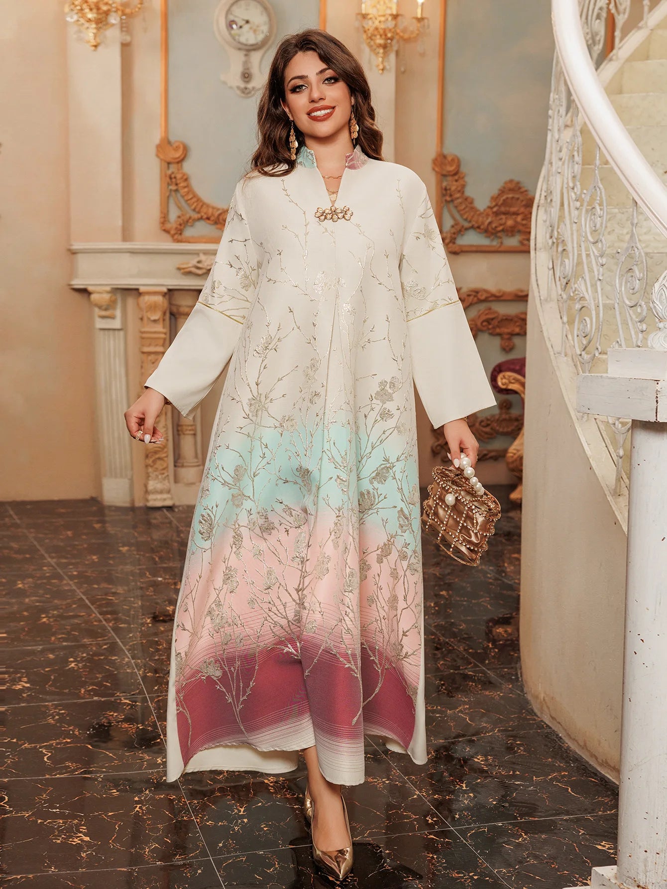 Gradient Grace – The Jacquard Homewear Kaftan for the Arab Woman in America