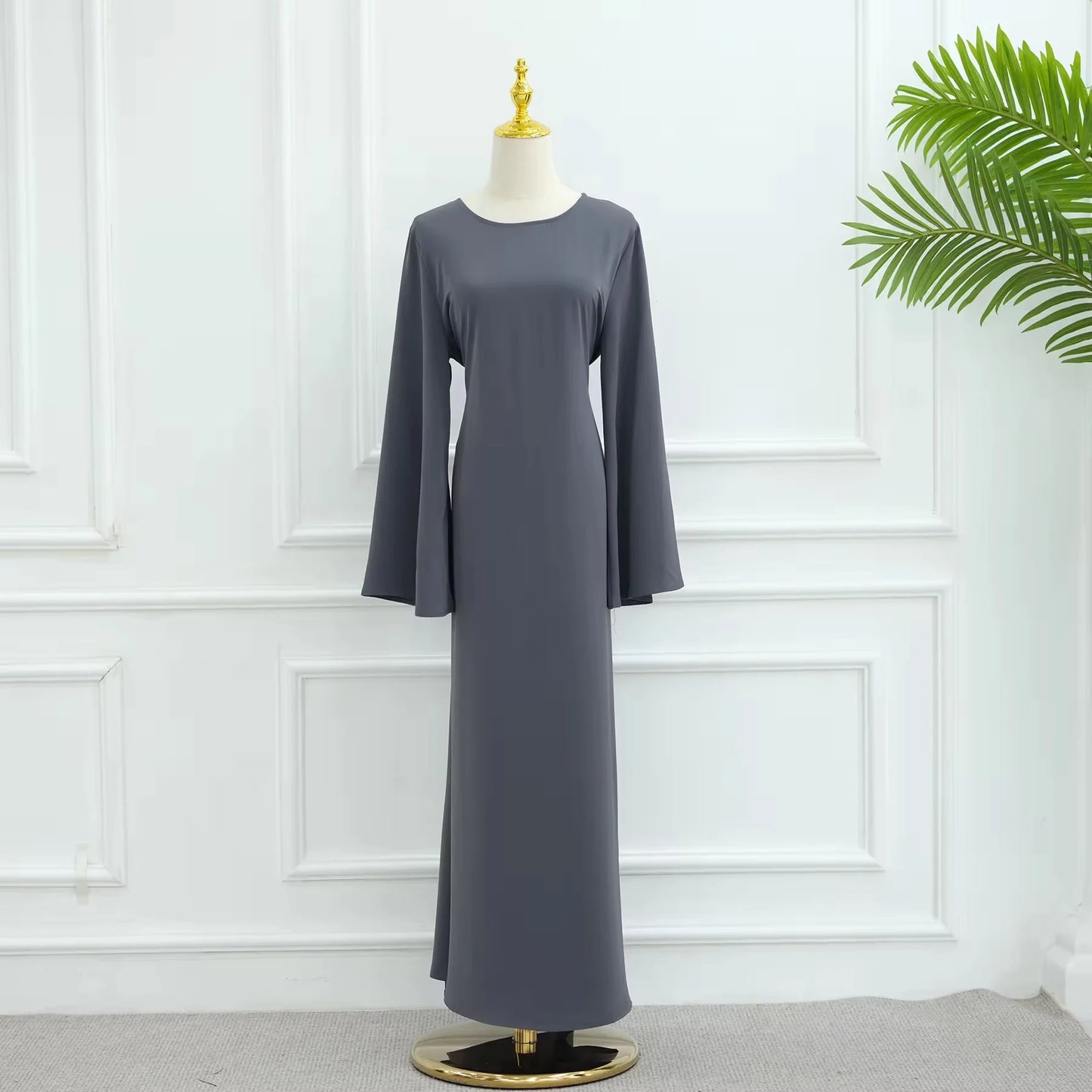 Zahraa Nida – The Premium Wide Sleeve Abaya for the Muslim Woman in America