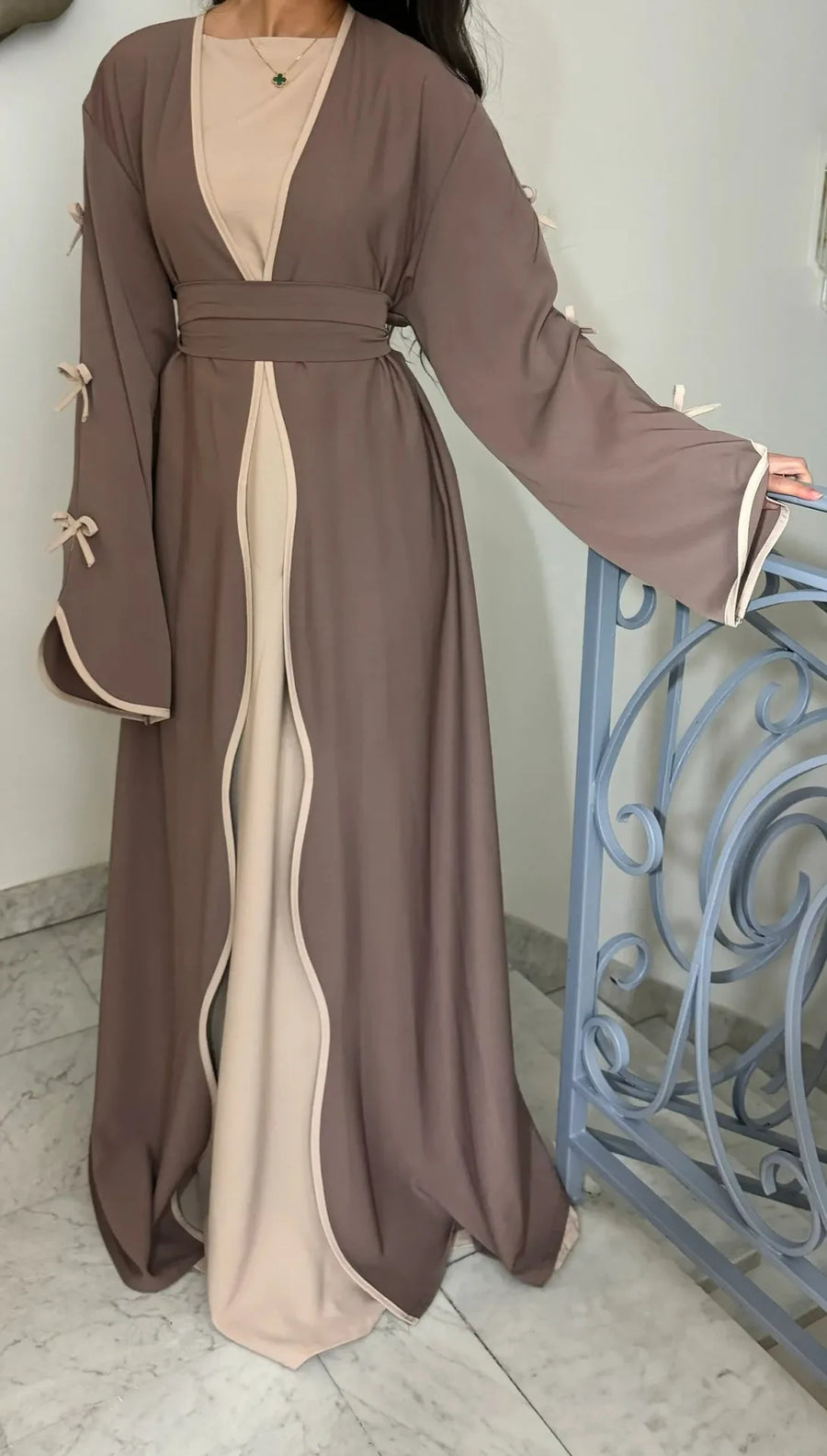 Eid Bow – The Cardigan Abaya for the American Muslim Woman