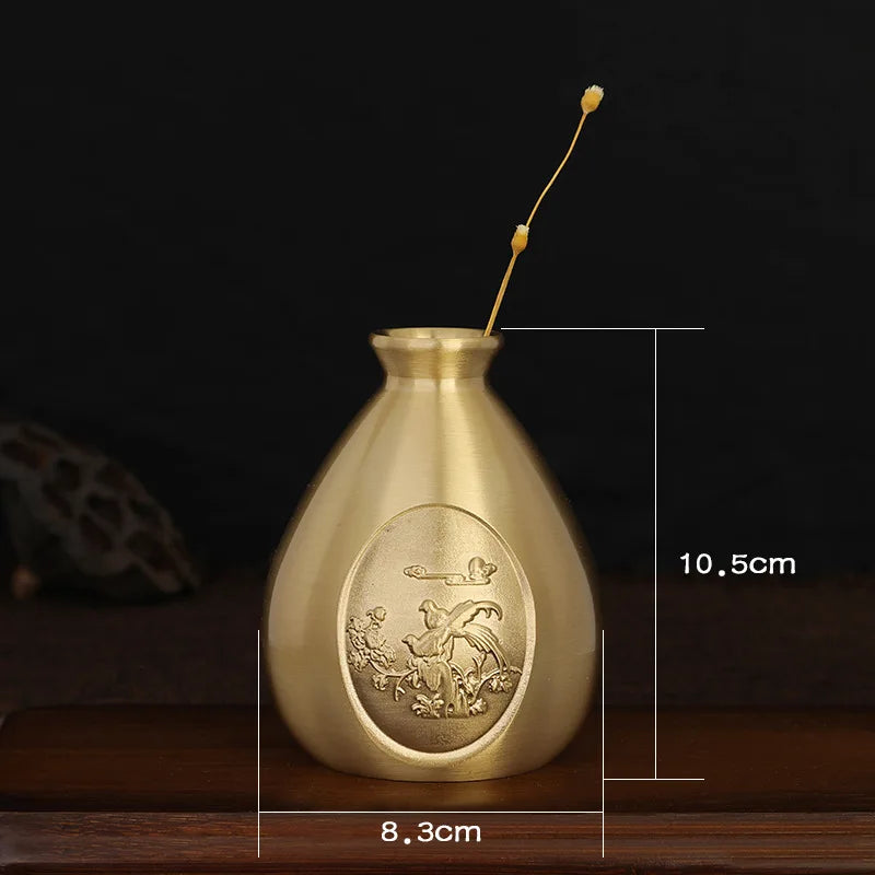 Engraved Gold Brass Vase – Metallic Centerpiece for Flowers & Home Decor
