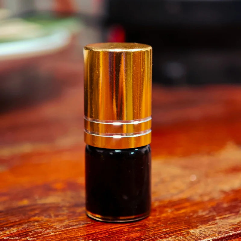 Pure Agarwood – Supercritical Essential Oil for Sleep & Clean Air