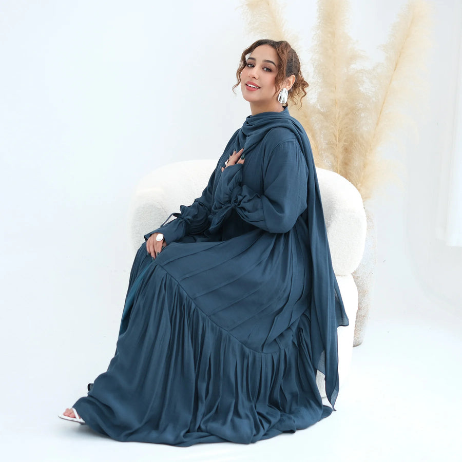 Eid in America – 2-Piece Abaya Scarf Set for the Muslim Woman