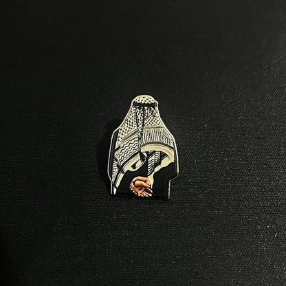 Stainless Steel Ribbon Tie Brooch Pins Keffiyeh Backpack Clothes Lapel Badge Charm Jewelry for Women Men