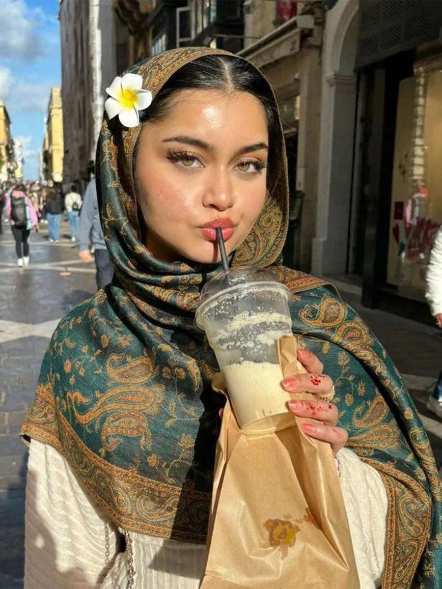 The Pashmina Touch – Cashmere Hijab Wrap for the Muslim Woman in America