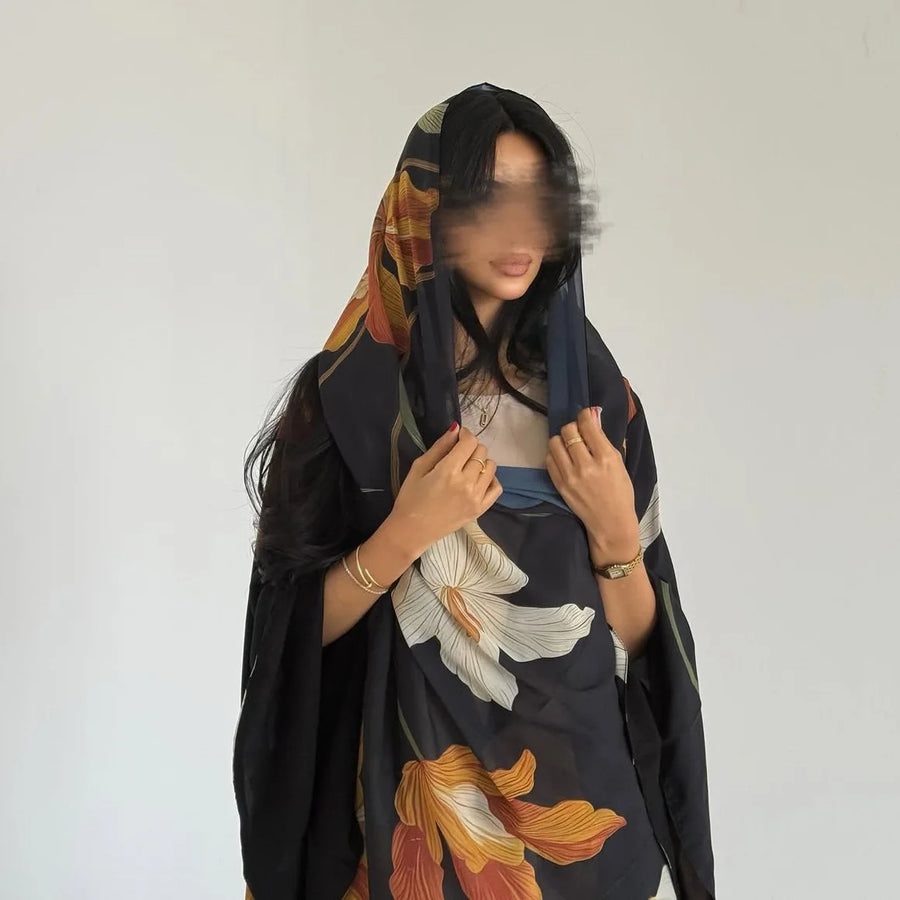 Eid Print – The Scarf Abaya for the Muslim Woman in America