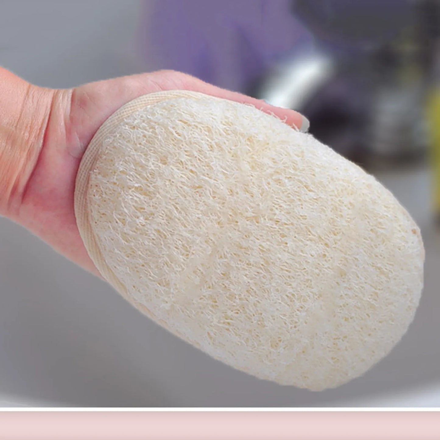 1PC Natural Loofah Body Shower Scrubber Bath Exfoliating Sponge Soft Shower Brushes With Hook Towel Sponge Merchandises Scrubber