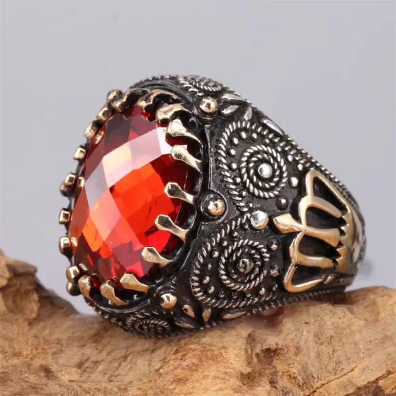 Turquoise Tiger Stone Crystal Amber Ant Men's Ring Personality Fashion Temperament Cold Wind Banquet Jewelry Design Ring