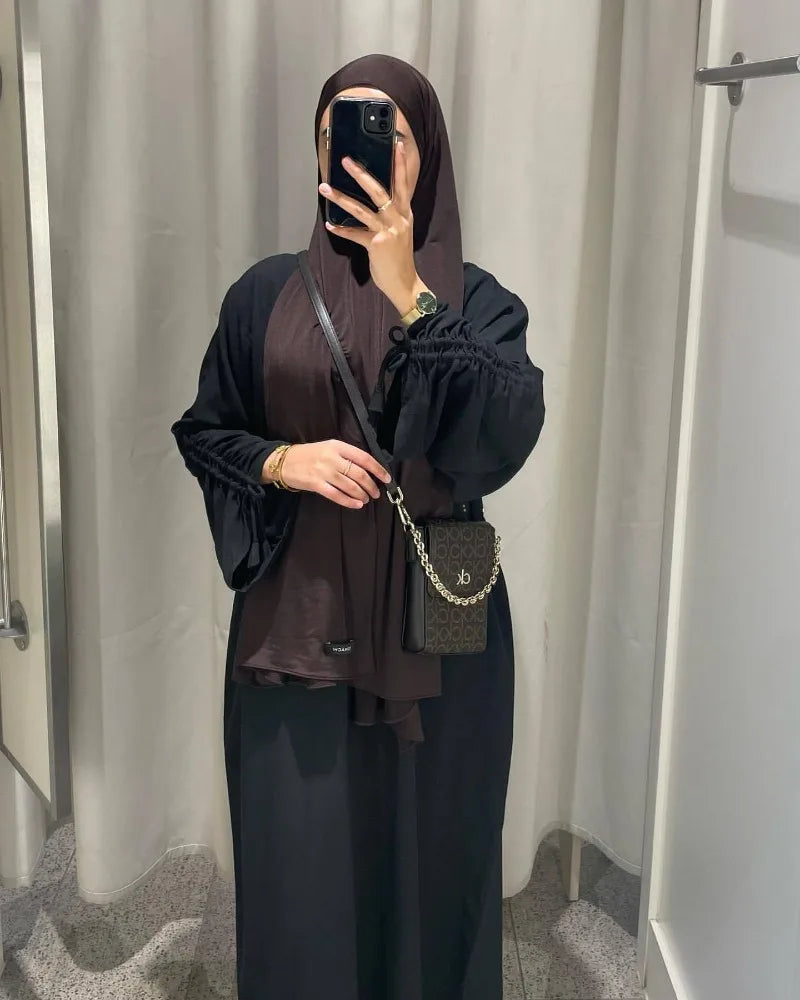 The Dubai Plain Abaya – Modest Elegance for Every Occasion