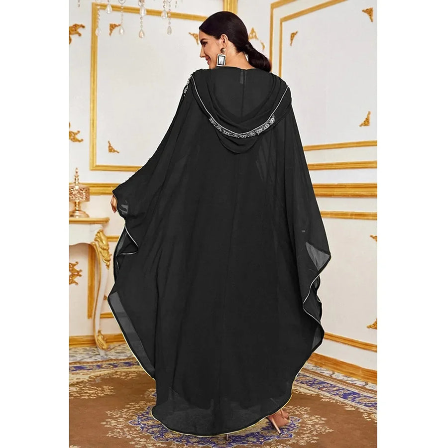 Desert Wings – The Bat-Sleeve Farasha Kaftan for the Muslim Woman in America