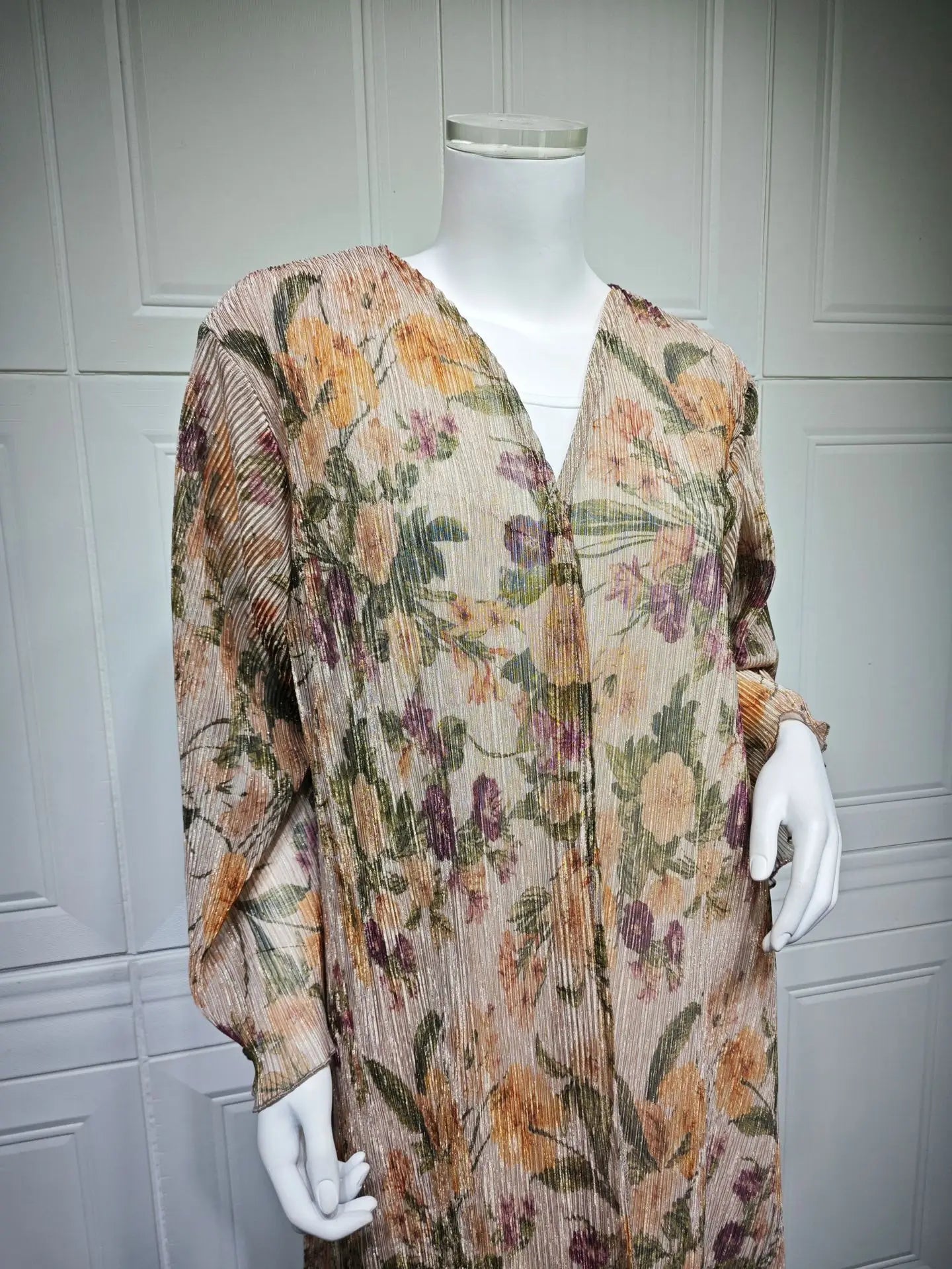 One Look. One Soul. – The Pleated Floral Cardigan with Hijab for the Muslim Woman in America