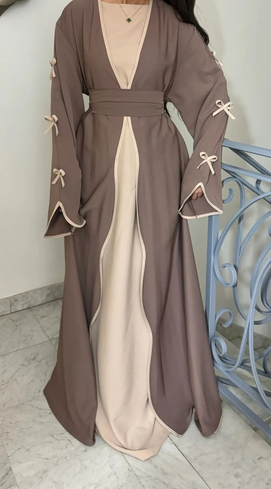 Eid Bow – The Cardigan Abaya for the American Muslim Woman