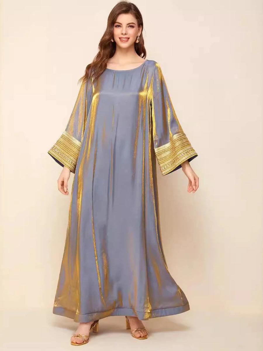 The Arab Long Robe – Saudi Elegance for the Muslim Woman in America